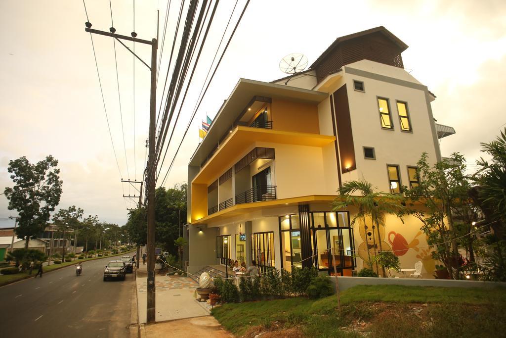 Tairada Boutique Hotel Krabi town Exterior foto